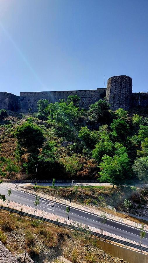 Gjirokastër Relax Guesthouse المظهر الخارجي الصورة